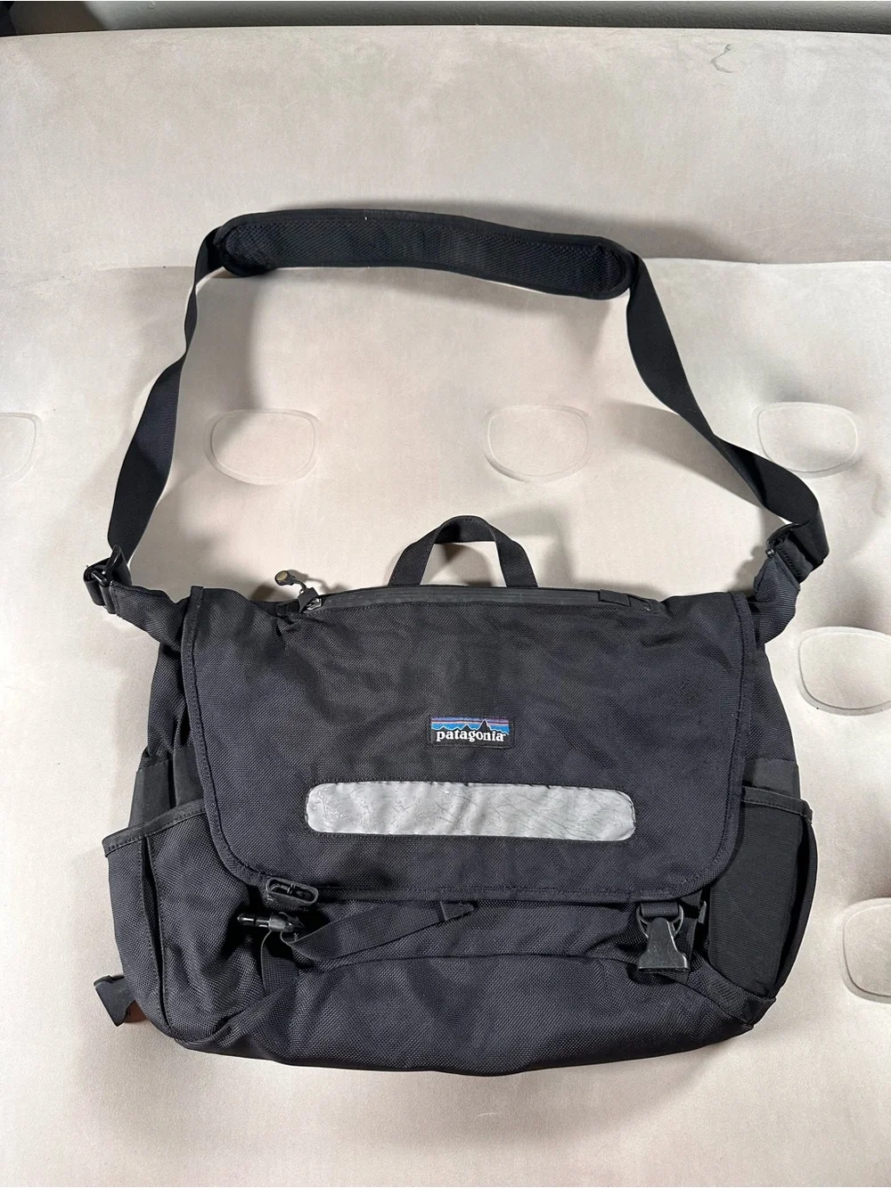 Patagonia Critical Mass Messenger Bag Vintage Retro Crossbody Y2K Retro Gorpcore